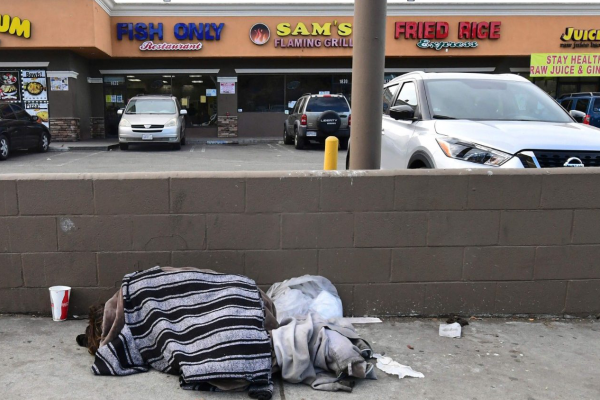 TGM San Francisco dâng lễ cầu nguyện cho những người vô gia cư qua đời trên đường phố