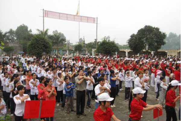 GPTB - Giới trẻ giáo hạt Đông Hưng quyết tâm loan báo tin mừng muôn nơi - 2011
