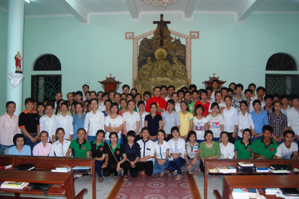 GPTB - Thánh Lễ cầu nguyện cho các thí sinh thi Đại Học – Cao Đẳng đợt II - 2013