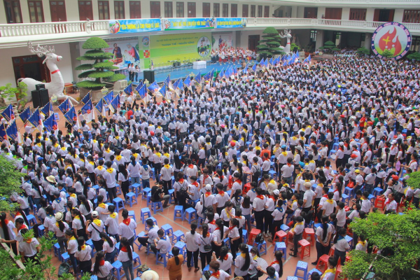 Liên đoàn TNTT Giuse Khang GPTB - Gần 5000 bạn trẻ tham dự buổi lễ khai mạc Đại hội Thiếu Nhi Thánh Thể “Về Đất Hứa IV” - 2018