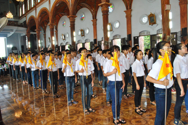 Liên đoàn TNTT Giuse Khang GPTB - Lễ ra mắt xứ đoàn TNTT Giuse Túc - Giáo xứ Hoàng Xá - 2015