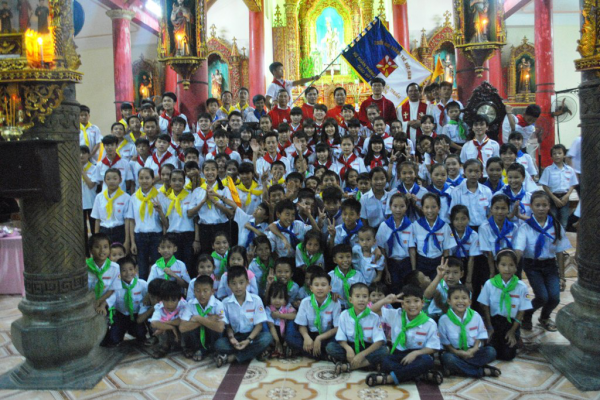 Liên đoàn TNTT Giuse Khang GPTB - Lễ ra mắt xứ đoàn TNTT Phêrô Đinh Văn Thuần – Giáo xứ Lương Điền - 2015