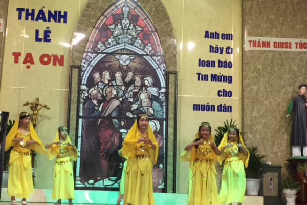 Thiếu nhi Giáo xứ Tp. Hưng Yên vui Tết Trung Thu với Chúa Giêsu - 2018
