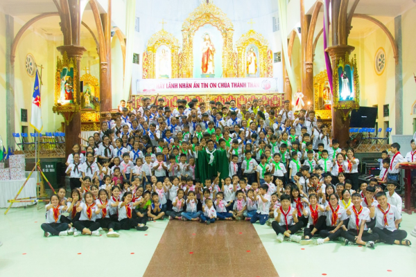Lễ Thăng cấp đoàn sinh - Xứ đoàn TNTT Augustino - Giáo xứ Văn Lăng