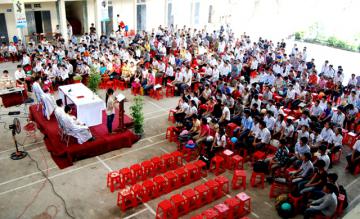Sinh viên Công Giáo Liên địa phận tại Thái Bình - Chùm ảnh tiếp sức mùa thi 2011